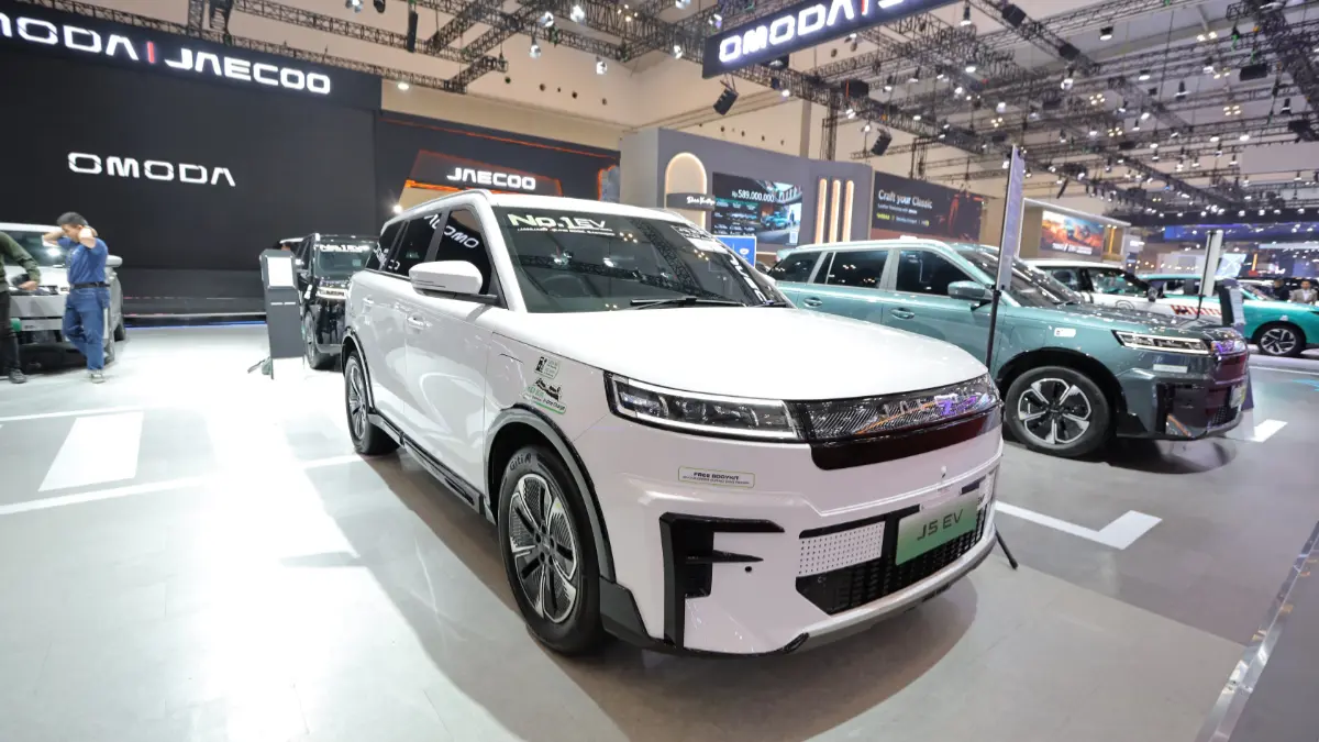 JAECOO J5 EV tampil di GIIAS 2026 dengan membawa teknologi, desain, dan pilihan kendaraan listrik bagi konsumen Indonesia. (Foto: Istimewa)