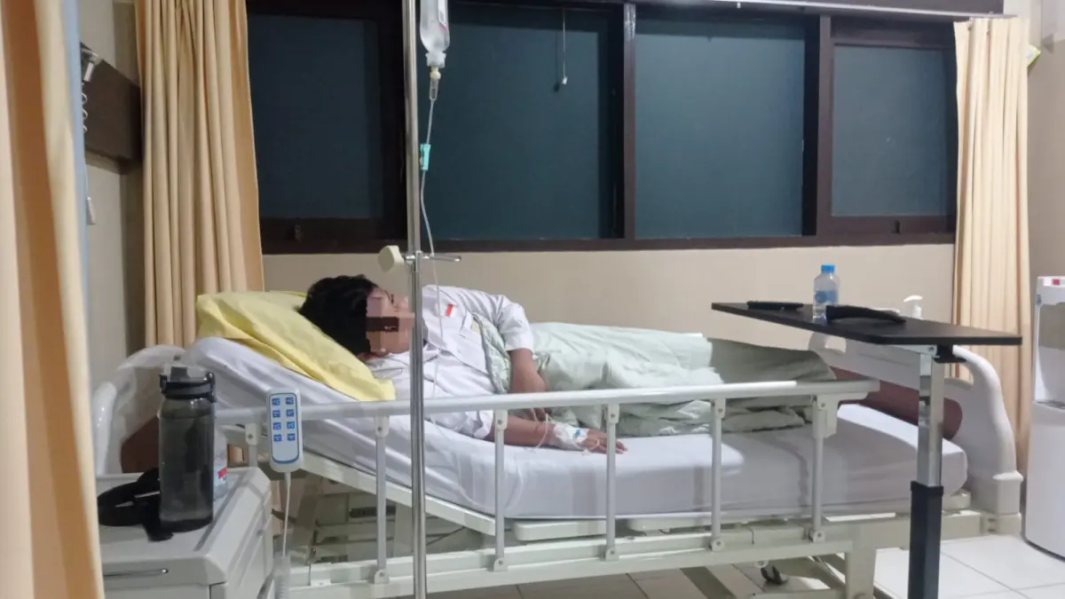 Delapan pelajar SMP YPVDP masih berada di kamar rawat inap RS LNG Badak. (FOTO ADIEL KUNDHARA/KP)