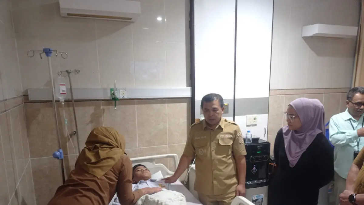 Jumlah pasien dugaan keracunan MBG yang menjalani rawat inap di RS LNG Badak kini tersisa dua orang. (ADIEL KUNDHARA/KALTIM POST)