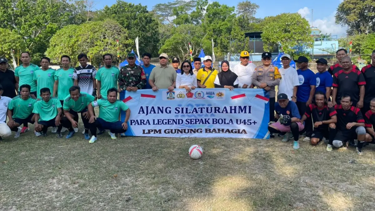 LPM Gunung Bahagia gelar turnamen sepak bola U-45. (FOTO M TAUFIK/KP)