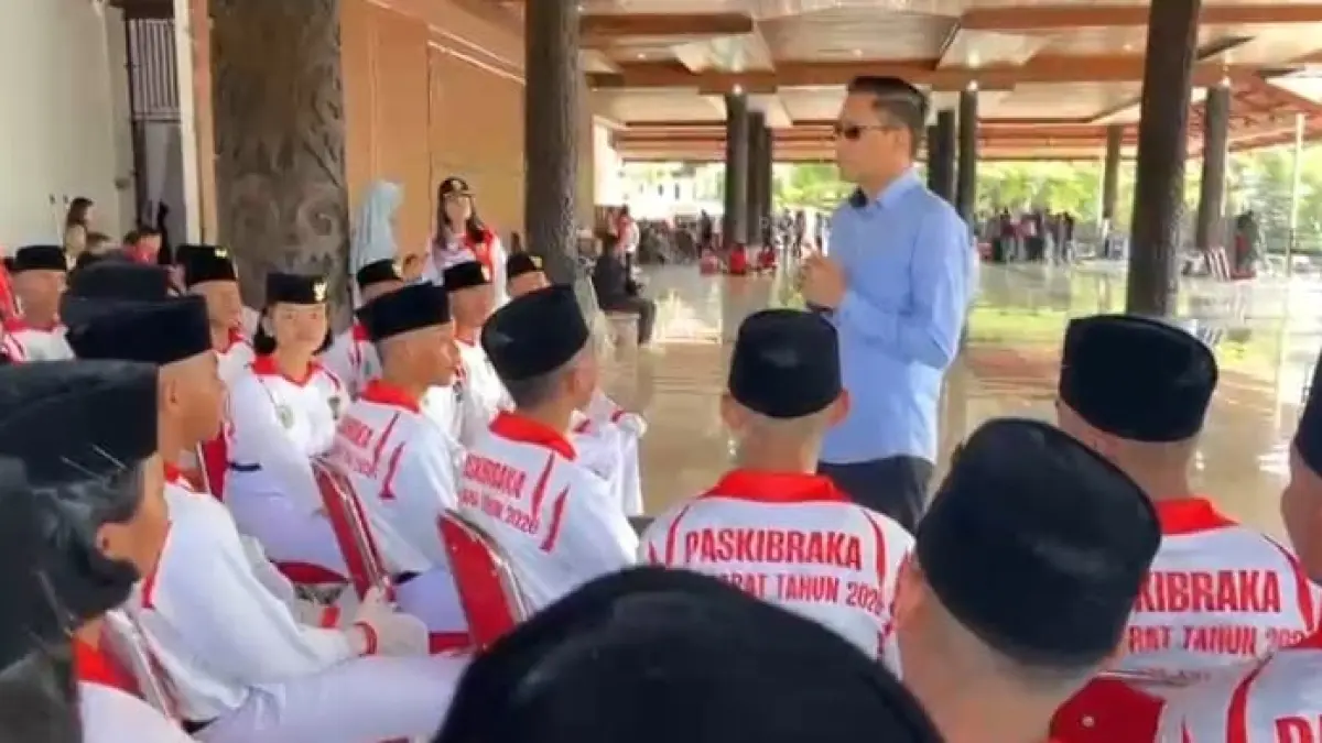 Pengarahan jelang upacara HUT RI di Kubar.