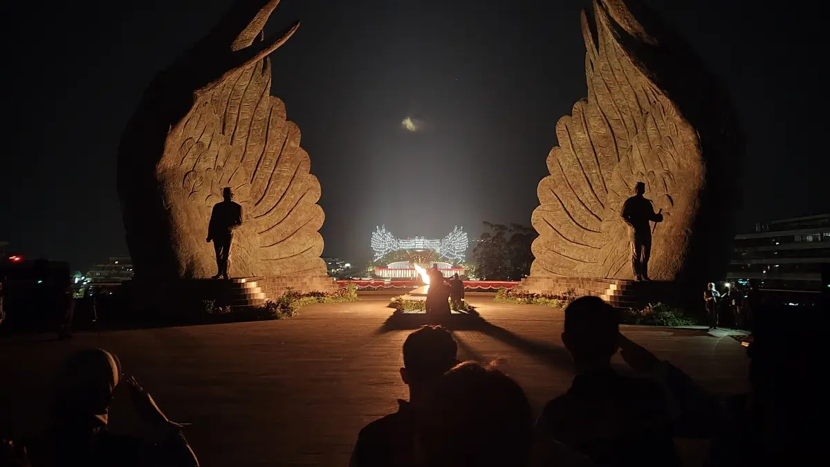 RENUNGAN SUCI: Momen pelaksanaan Malam Renungan Suci di Taman Kusuma Bangsa, IKN, Minggu (16/8/2026) malam.