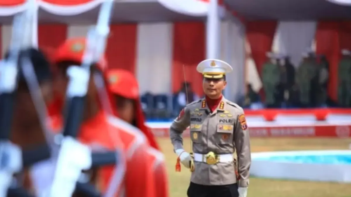 SELEKSI: Rangkaian seleksi dijalani Kapolresta Balikpapan menjadi calon komandan upacara di Istana Presiden, Jakarta.

&nbsp;