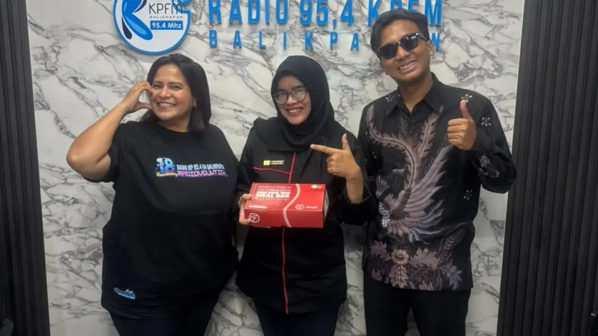 Ami Jaidah saat talkshow di Radio KPFM Balikpapan, Jumat (14/8).