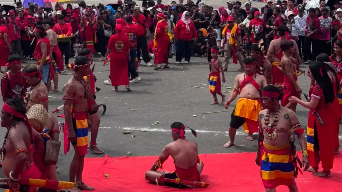 Gebyar Budaya yang digelar DPD Ikapakarti Balikpapan di BSCC Dome, Minggu (16/8). (FOTO NURON/KP)