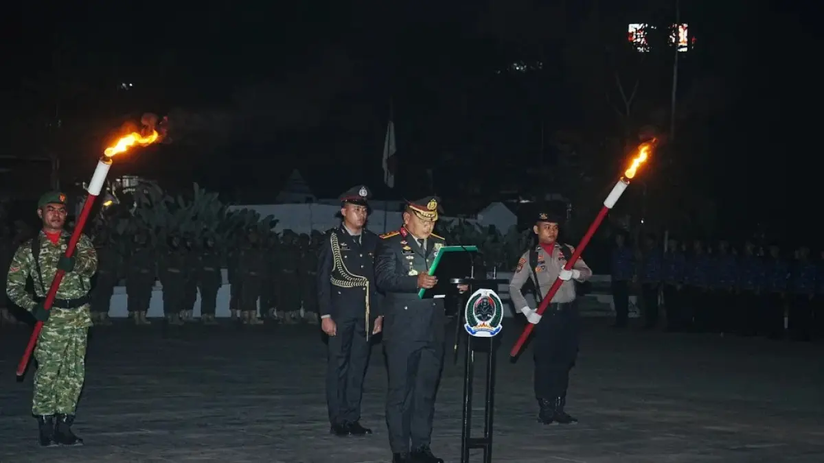 PENGHORMATAN: Apel kehormatan dan renungan suci memperingati Hari Ulang Tahun (HUT) ke-81 Kemerdekaan RI.