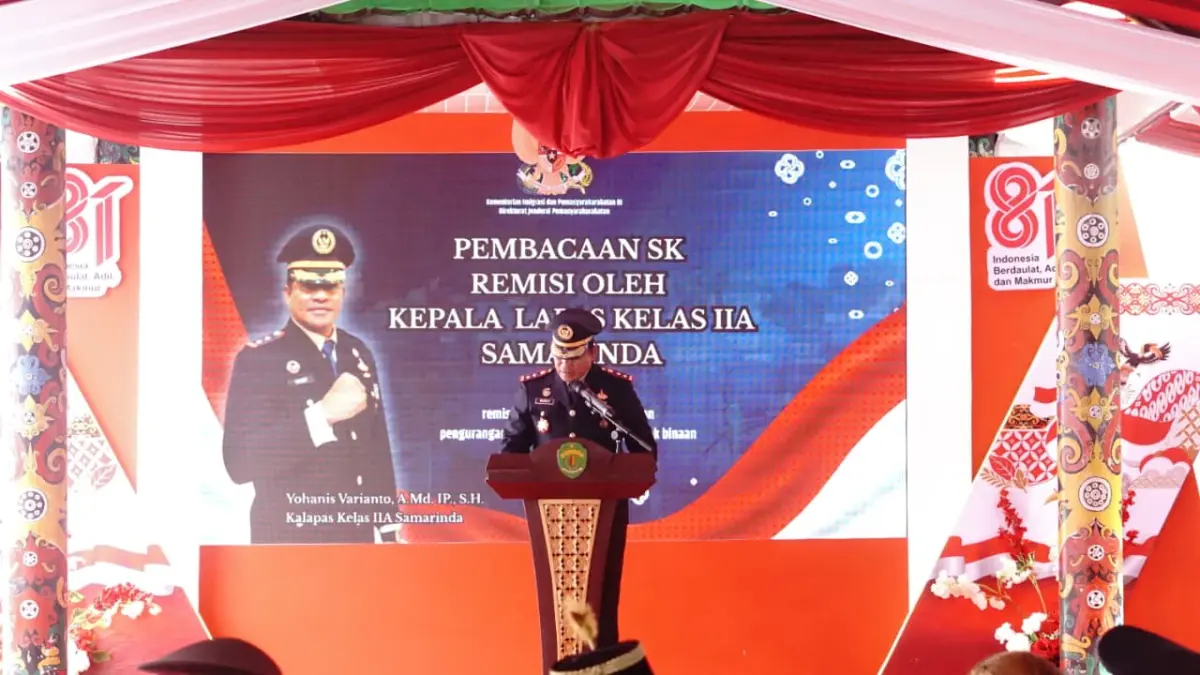 REMISI: Kalapas Kelas IIA Samarinda Yohanis Varianto saat memberikan sambutan pemberian remisi bagi warga binaan.