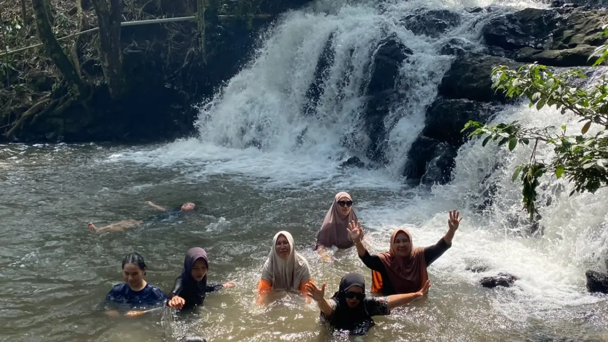 DESTINASI: Salah satu tempat wisata yang ada di Kutai Barat, Jantur Sengkulai. ARINA/KP