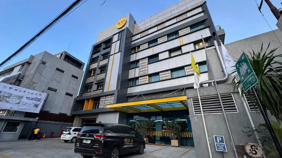 Sejumlah hotel di Samarinda menyediakan layanan antar jemput bandara bagi tamu sebagai salah satu fasilitas penunjang perjalanan, salah satunya YELLO Hotel Samarinda. (Foto: Istimewa)