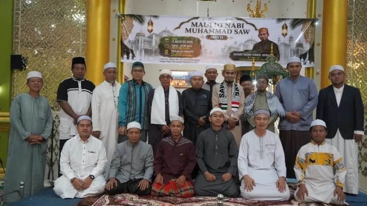 Suasana peringatan Maulid Nabi Muhammad SAW 1448 Hijriah di Masjid Al-Hidayah, Melak Ulu, Kutai Barat, Senin (17/8/2026) malam.