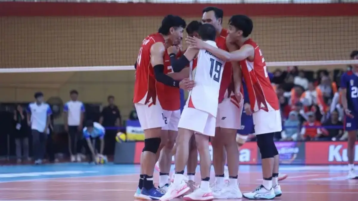 Timnas Voli Putra Indonesia ketika menghadapi Kamboja dalam laga perebutan tempat ketiga leg kedua SEA V Cup 2026 di Velodrome, Jakarta Timur, Minggu (26/7/2026). (Dok. PBVSI)