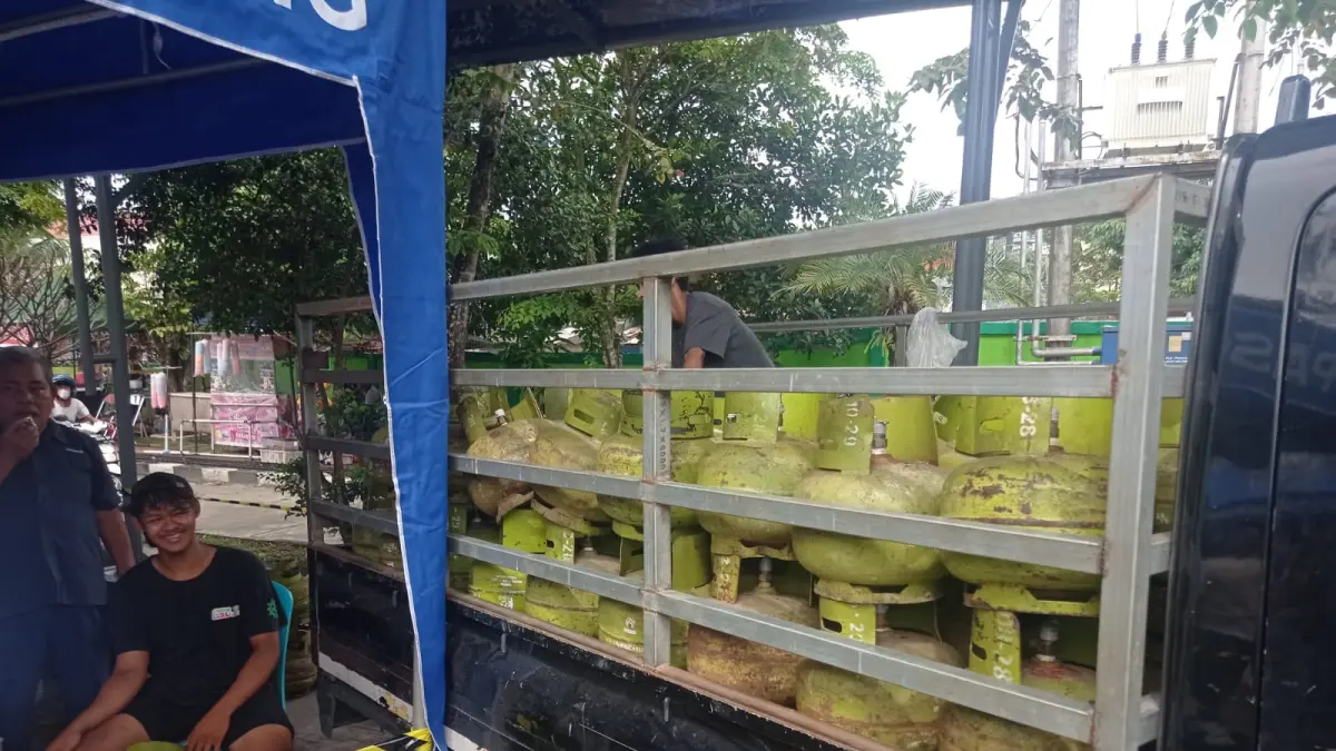 BERKURANG: Kuota tabung gas tiga kilogram di Kota Bontang untuk tahun depan dipastikan menurun usai mendapatkan tambahan pemasangan sambungan rumah jargas tahun ini. FOTO: ADIEL KUNDHARA/KP