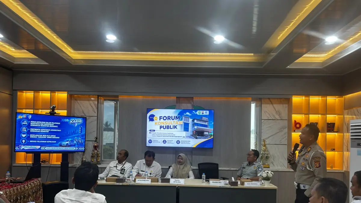 KOORDINASI: Satlantas Polres PPU rapat koordinasi dan penguatan sinergi lintas stakeholder yang digelar di Kantor Samsat Penajam, Kabupaten PPU.(Dok.Humas Polres PPU)