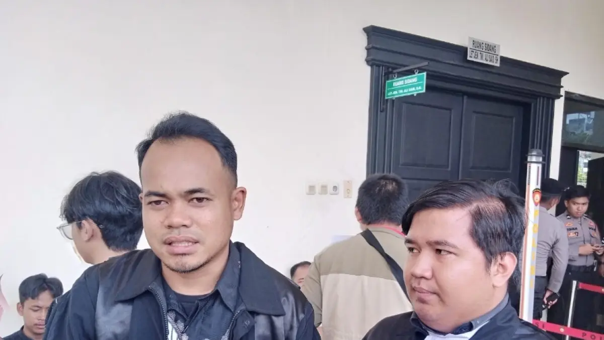 Kuasa hukum Adinnur, I Ketut Bagia Yasa dan Rahmat Fauzi. (Bayu/KP)