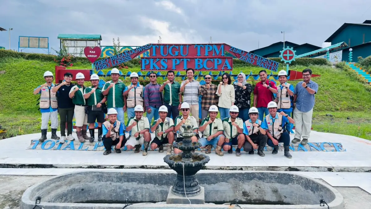 Tim KAS Group bersama pihak terkait dalam rangkaian proses sertifikasi ISPO sebagai bagian dari komitmen memperkuat tata kelola sawit berkelanjutan.