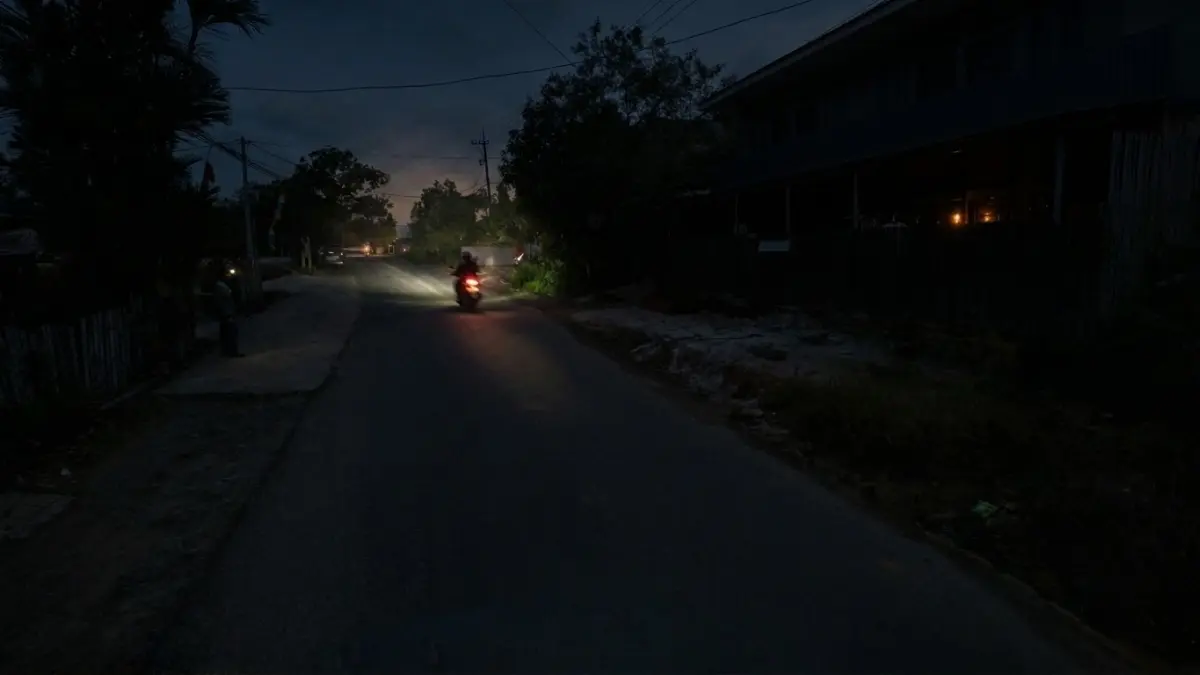 Ilustrasi mati lampu di Km 15 Balikpapan, arah menuju Kampus ITK. 
