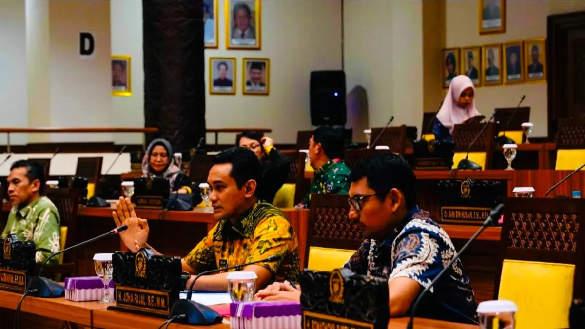 BNNK Samarinda bersama Komisi IV DPRD Samarinda membahas penerapan program IKAN bagi pelajar, Kamis (20/8). (IST)&nbsp;