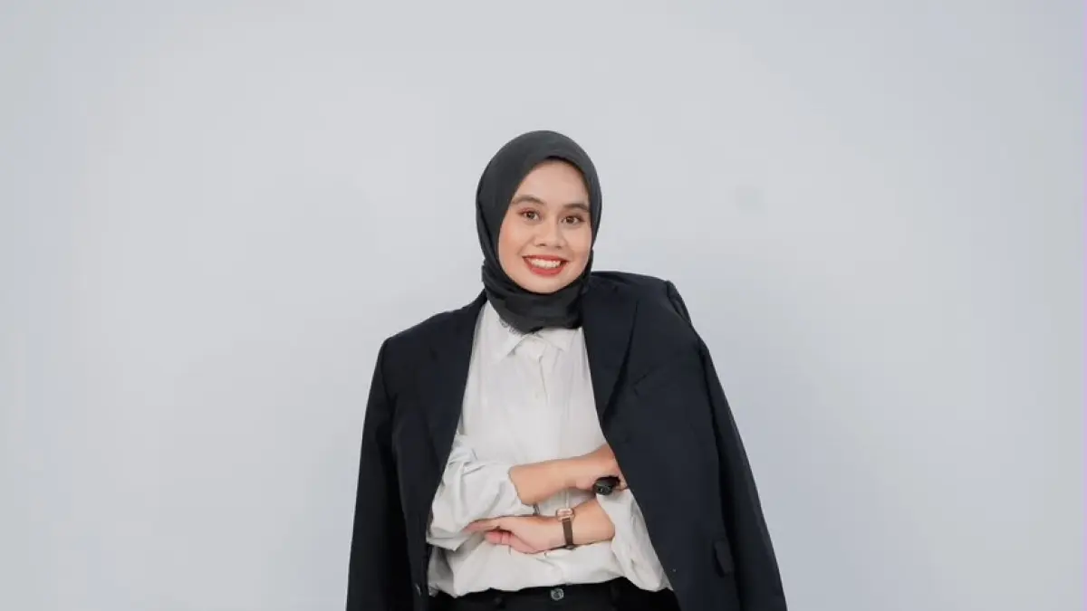 EMPATI: Bagi Syalma Namira alias Alma, empati menjadi alasan untuk terus terlibat dalam berbagai kegiatan sosial. Perempuan kelahiran 2000 ini percaya, memahami orang lain dimulai dari kesediaan untuk mendengar. IST/KP