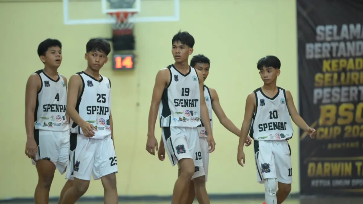 KESEMPATAN TERAKHIR: Skuad SMP 4 Bontang siap mati-matian menghadapi SMP 1 Bontang demi tiket final terakhir.&nbsp;(Doni Aditya/KP)