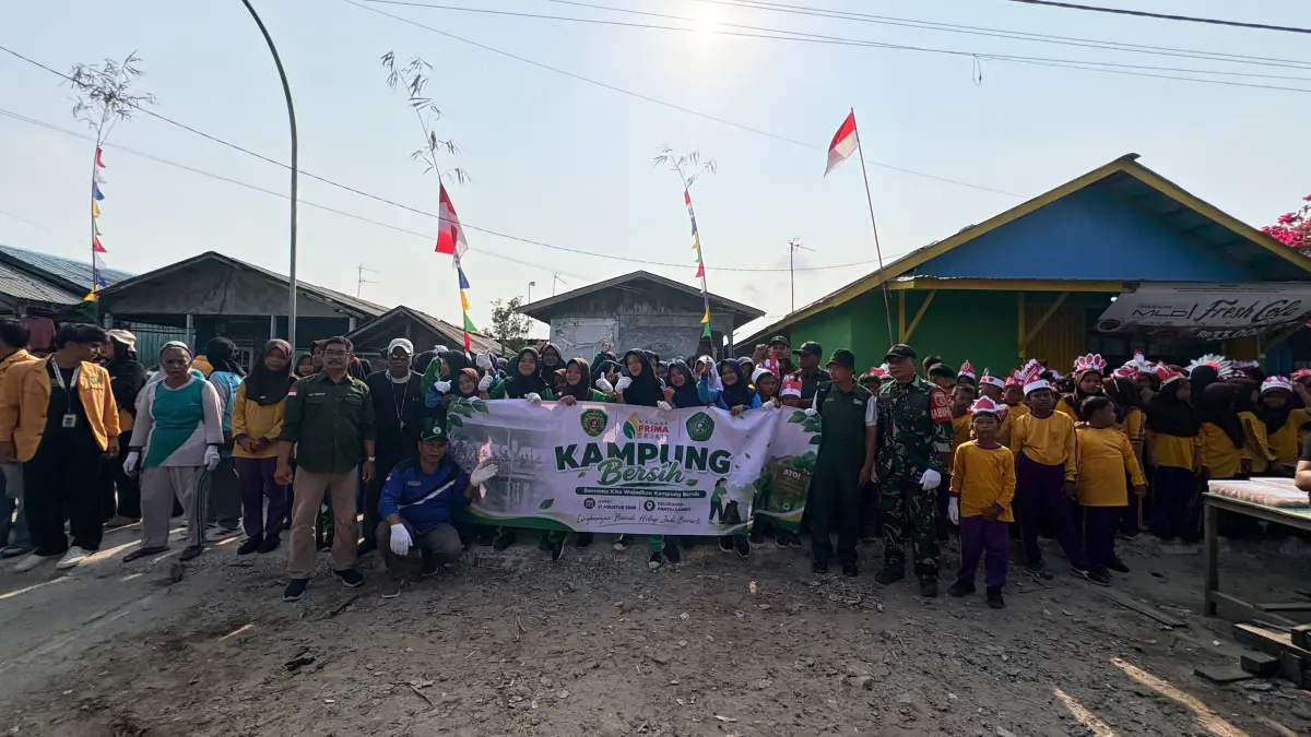 &nbsp;

BERSIH-BERSIH: PT Wahana Prima Sejati berkolaborasi dengan Kelurahan Pantai Lango dan Universitas Mulawarman menggelar kegiatan bersih kampung pada Jumat (21/8/2026).