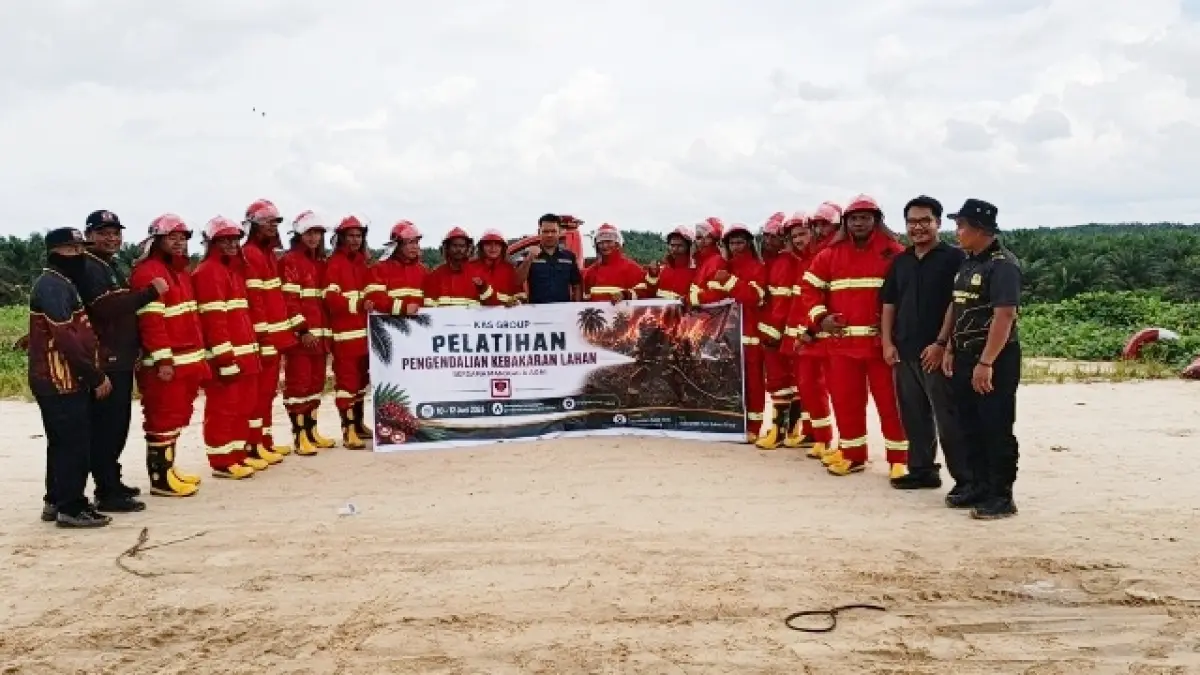 BIMTEK: Bimbingan Teknis Manggala Agni di lingkungan internal KAS Group memperkuat kesiapan menghadapi ancaman karhutla.