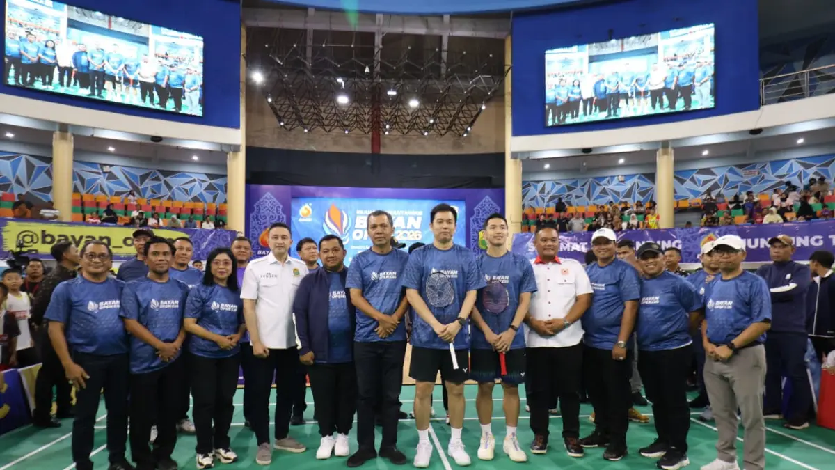 Pembukaan Bayan Open 2026 menghadirkan legenda bulu tangkis Indonesia. (ANGGI PRADITHA/KALTIM POST)