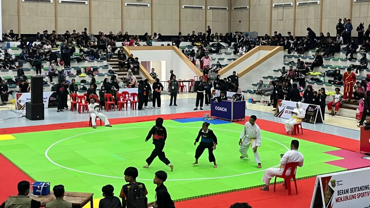 KEJUARAAN: Kejuaraan Pencak Silat Walikota Samarinda Cup Open 2026 diikuti 850 atlet dari lima kabupaten/kota di Kaltim dan berlangsung di GOR Segiri Samarinda, 26–29 Agustus. (Nasya Rahaya/KP)