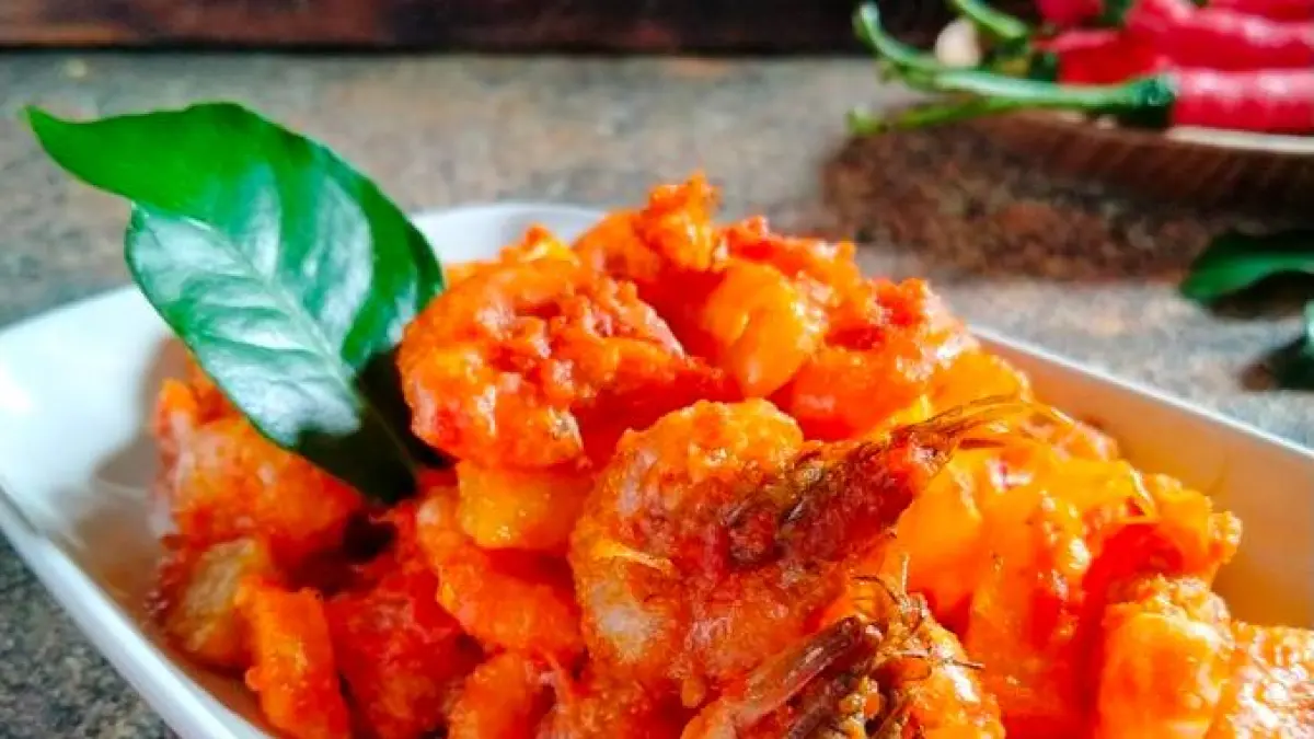 Sambal goreng kentang udang.