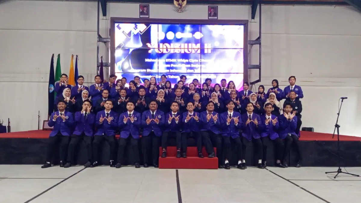 Sebanyak 130 mahasiswa STMIK Widya Cipta Dharma mengikuti Yudisium II sebagai tahapan menuju prosesi wisuda. (IST)