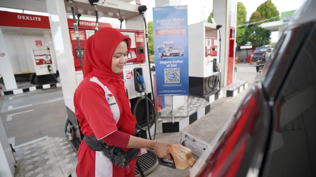 KONSUMEN AKHIR: Pengawasan dan evaluasi di SPBU akan terus dilakukan guna memastikan BBM bersubsidi diterima oleh masyarakat yang berhak.

