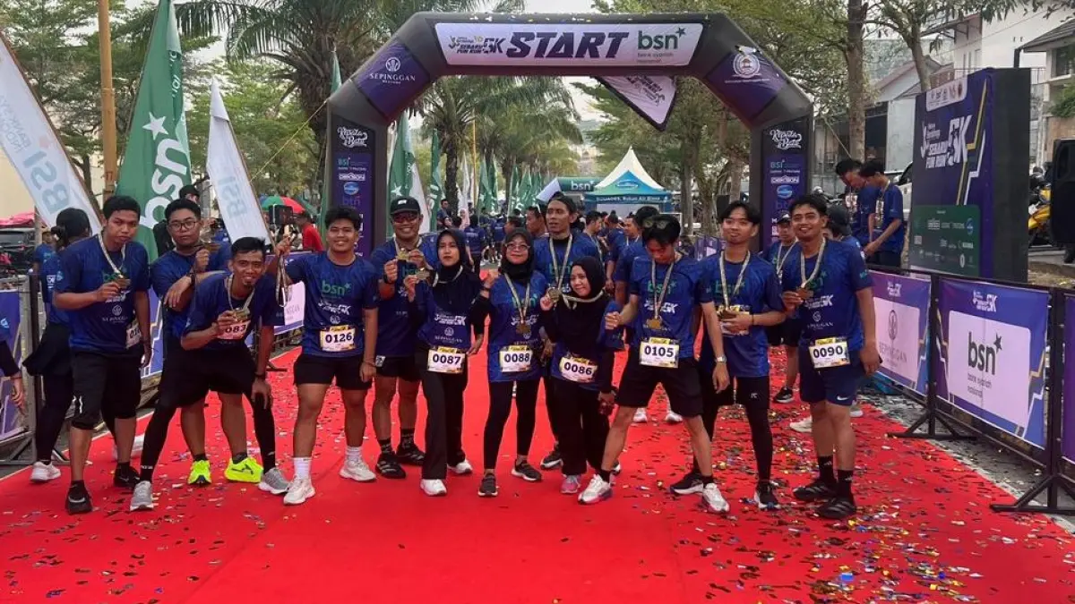 Peserta Sebaru Fun Run 5K&nbsp;di Sepinggan Pratama, Balikpapan, Minggu (30/8). (FOTO NURON/KP)