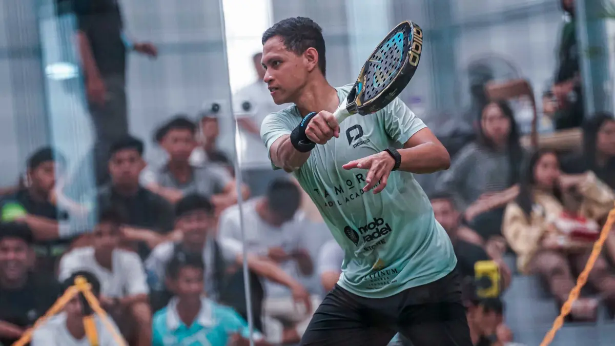 Irfandi Hendrawan saat beraksi di Costa Padel Tournament. (Foto: Costa Padel Tournament Committee)