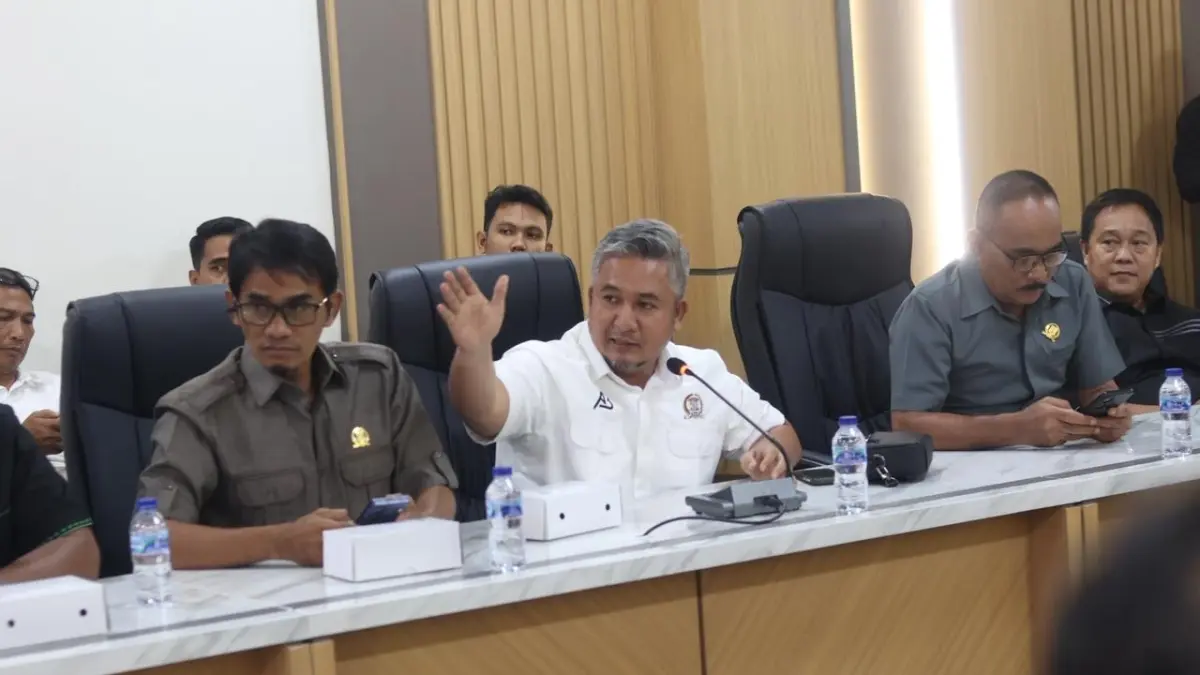 SOAL BBM: Perwakilan DPRD Balikpapan mencecar PT Pertamina Patra Niaga dan Pemkot Balikpapan terkait defisit alokasi kuota Pertalite dalam RDP di Gedung DPRD Balikpapan, Senin (31/8/2026).