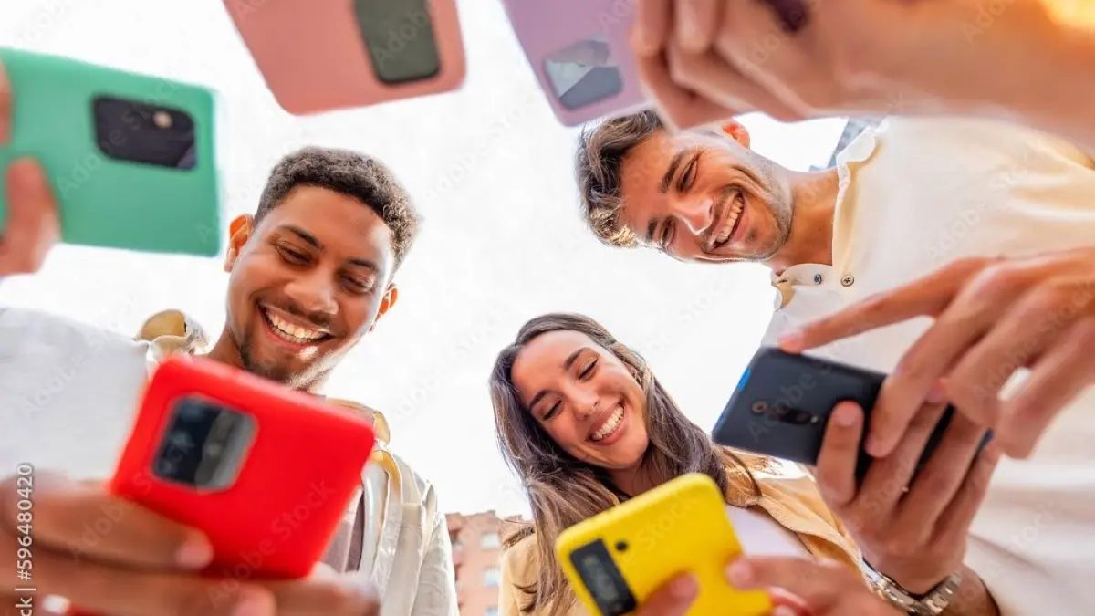 Ilustrasi smartphone yang rilis September 2026.