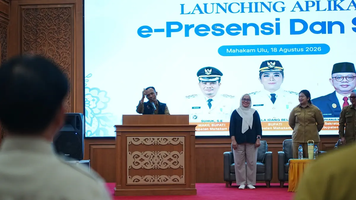 Plt BPKSDM Mahulu Nobertus Ngande sedang mengkaji untuk penerapan WFH bagi ASN. JODY KRISTIANTO/KP
