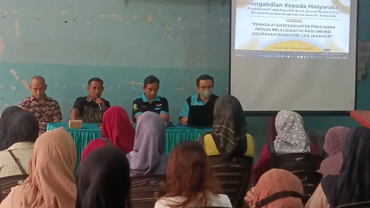 Puluhan pelaku UMKM dari Kelurahan Sengkotek, Kecamatan Loa Janan Ilir, Kota Samarinda, mengikuti kegiatan Pengabdian kepada Masyarakat yang diselenggarakan dengan dukungan dari P3M Politeknik Negeri Samarinda (POLNES), Kamis (27/8/2026). (IST)