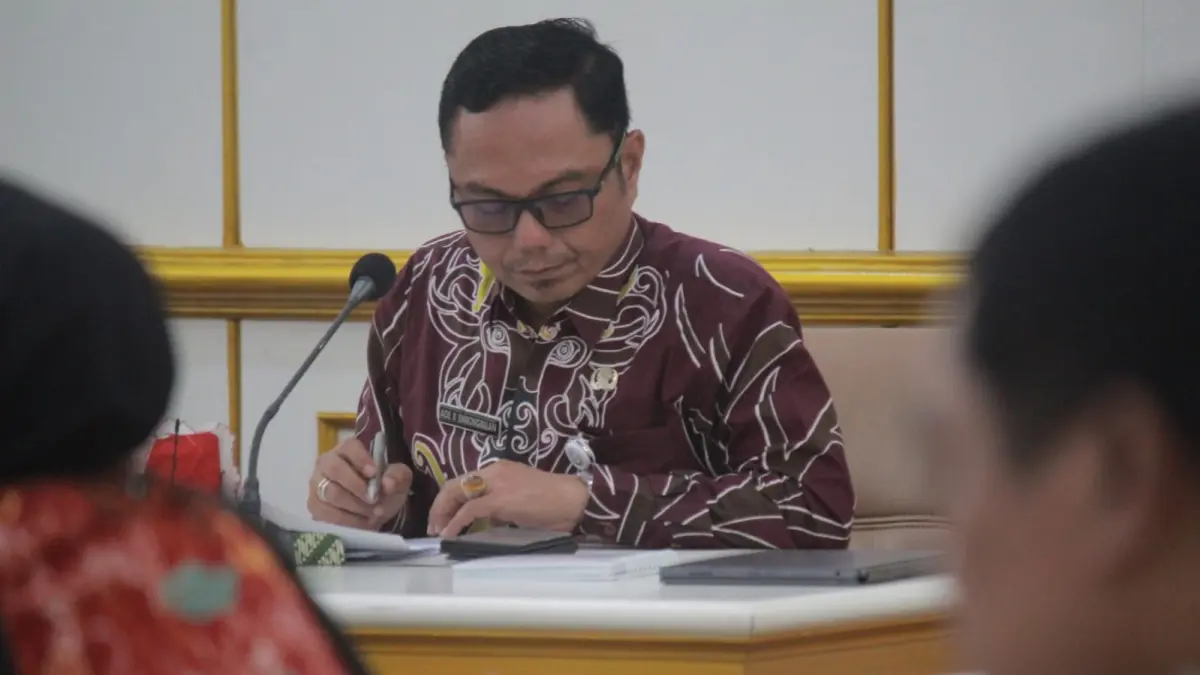 Ade Embongbulan