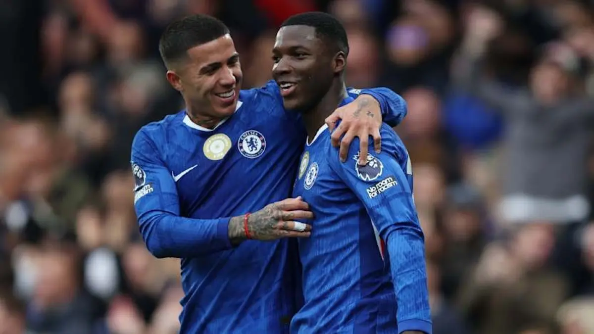 Gelandang Chelsea Moises Caicedo butuh tandem baru setelah ditinggal Enzo Fernandez ke Manchester City. (CHELSEA FC)