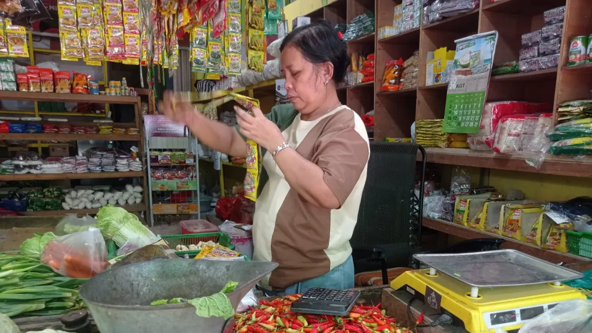 Komoditas cabai rawit merah di pasar tradisional Kota Bontang pemicu utama kenaikan IPH. (KALTIM POST)
