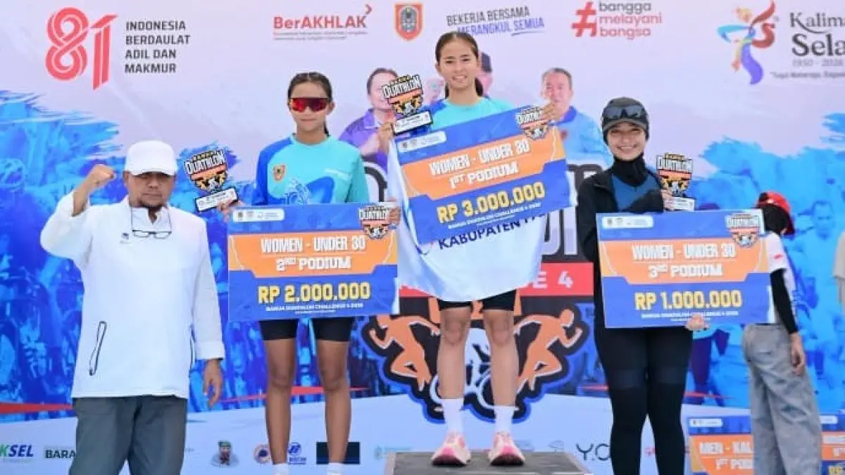 NAIK PODIUM: Talenta perempuan asal Paser meraih podium di ajang Banua Duathlon Challenge Kalsel pada akhir Agustus lalu.&nbsp;