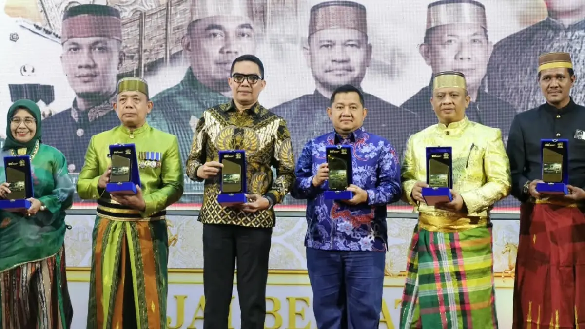 PENGUKUHAN HIMAS: Mudyat Noor (tiga kanan) saat menghadiri pengukuhan kepengurusan baru DPW Himas Kaltim periode 2026–2031 di Balikpapan Sport and Convention Center (BSCC) Dome, Rabu (2/9/2026).