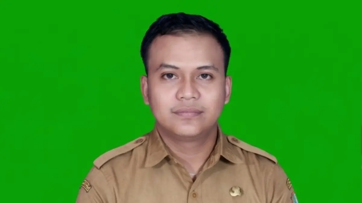 Lurah Nenang, Irfat Budi Santoso.