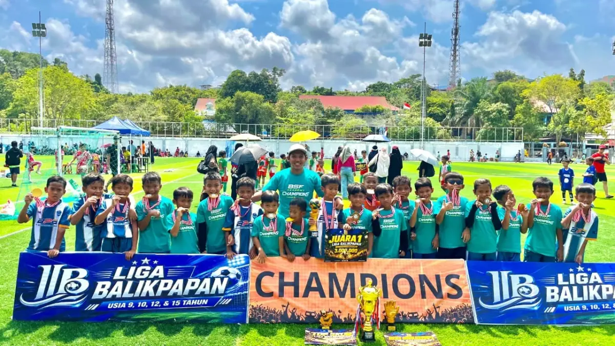 PRESTASI: BSF Academy raih prestasi gemilang usai menjuarai Liga Balikpapan, Agustus lalu.