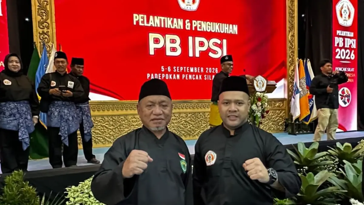 Dua tokoh silat Kaltim, Akhmed Reza Pahlevi dan Ego Arifin. 