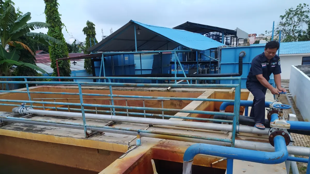 MENYUSUL: Setelah pengaturan distribusi air menyasar WTP Bhayangkara kini giliran area Bontang Barat terkena kebijakan tersebut. (ADIEL KUNDHARA/KP)

&nbsp;