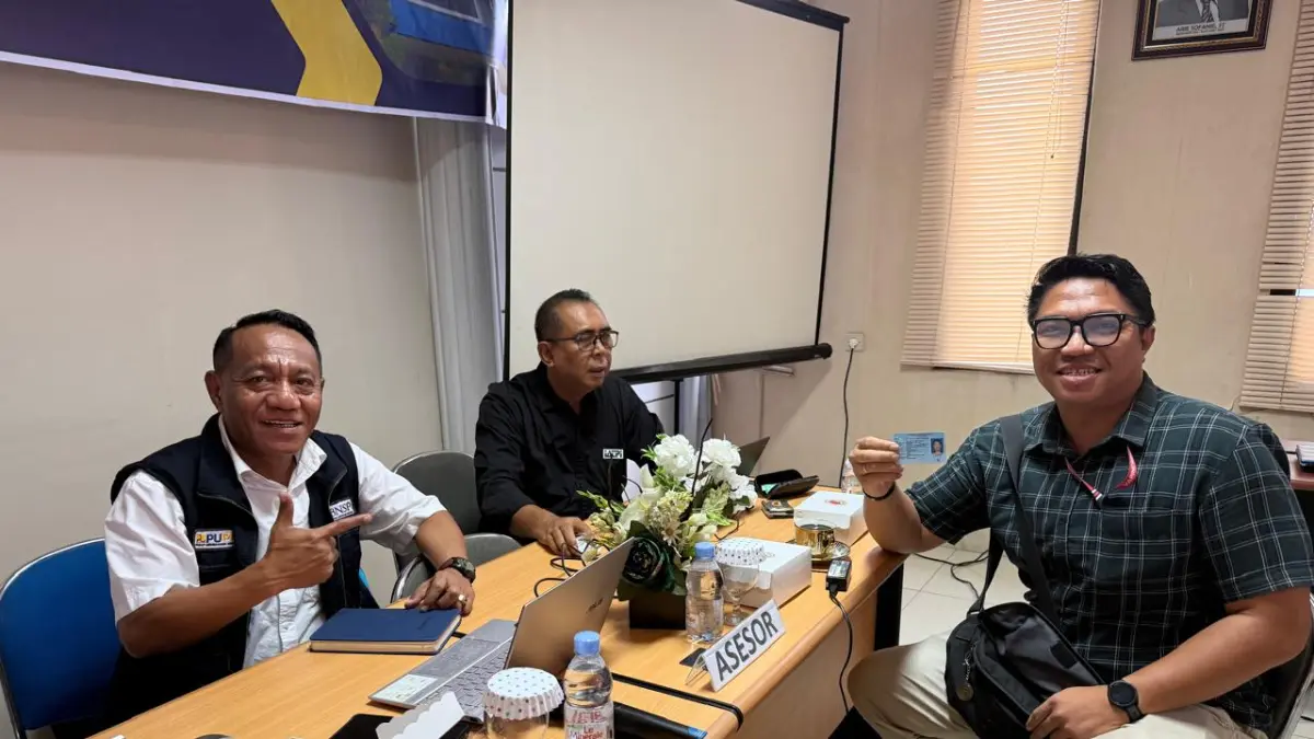 Momen peserta saat bersama asesor.