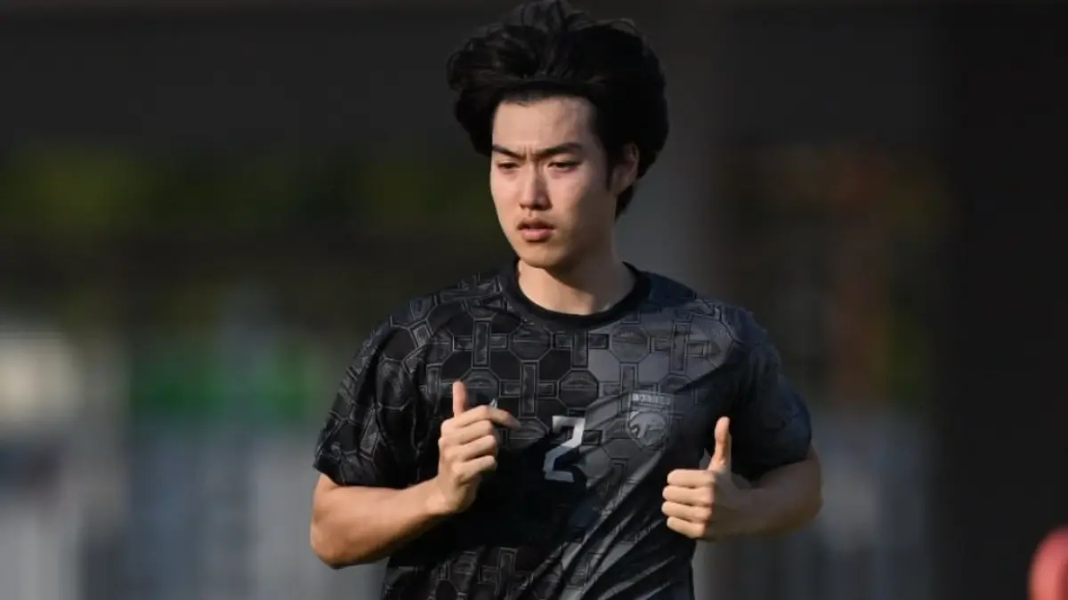 Bek kanan anyar Borneo FC Samarinda asal Jepang Rei Okada mulai mengikuti latihan di Stadion Segiri. (Borneo FC)
