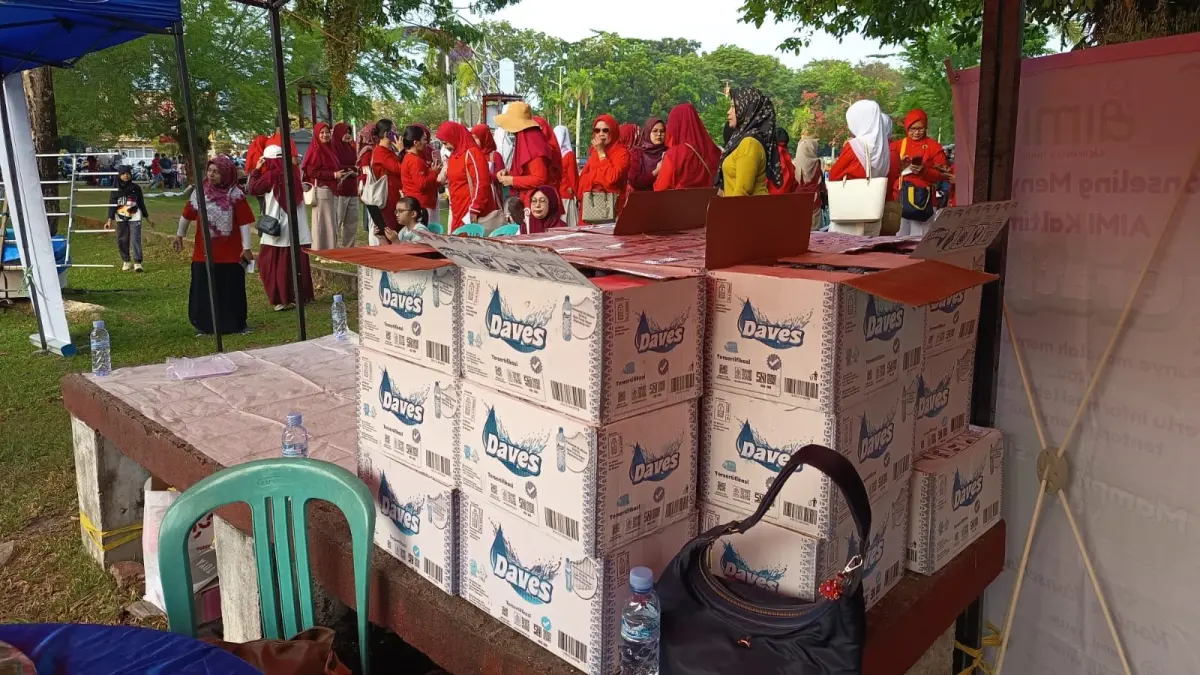 DUKUNGAN: Dukungan dari AMDK Daves berupa air mineral menjadi kolaborasi erat dalam kegiatan-kegiatan sosial dan kesehatan.