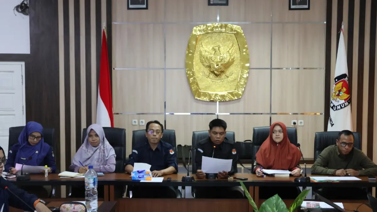 Forum konsultasi publik KPU Samarinda untuk menyusun standar pelayanan publik, Selasa (8/9/2026). (Bayu/KP)