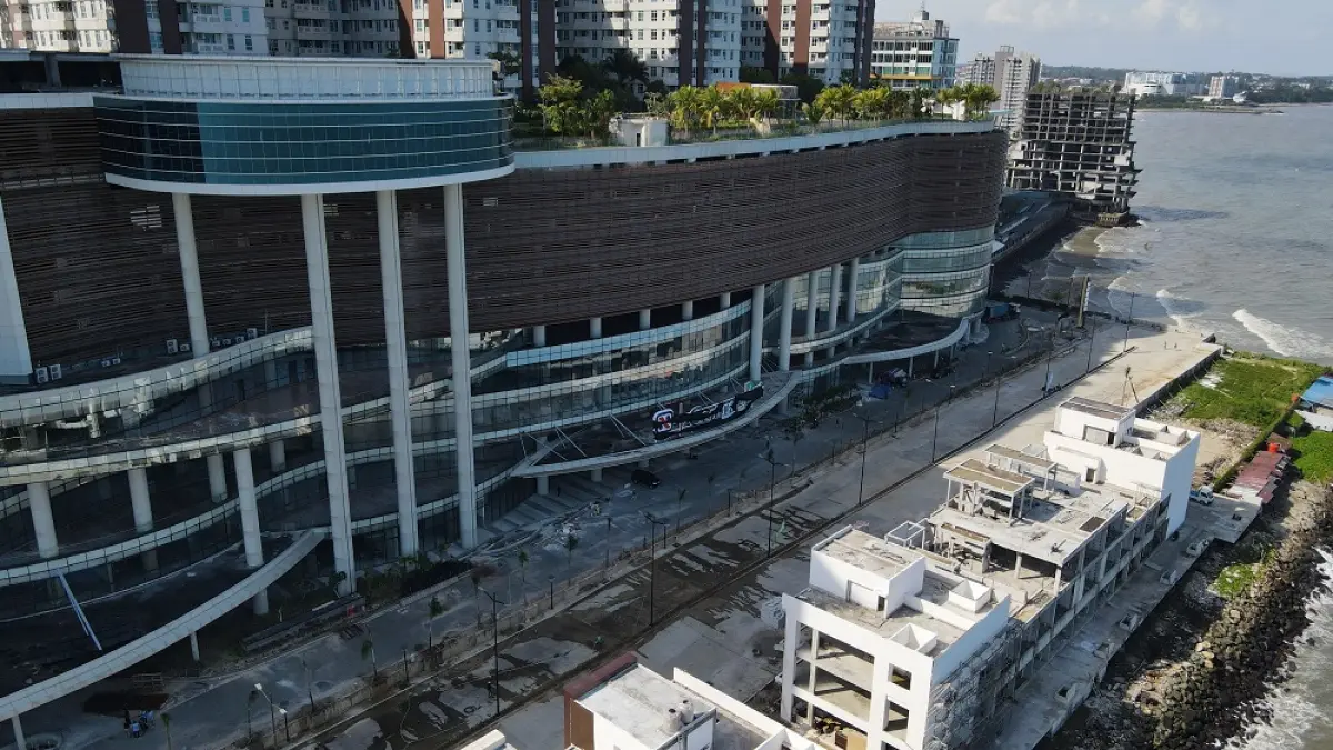TUNGGU MOMEN PAS: Manajemen Borneo Bay City Balikpapan menunda rencana pembukaan Central Park bulan ini sebagai bentuk empati masifnya karhutla di Kalimantan.